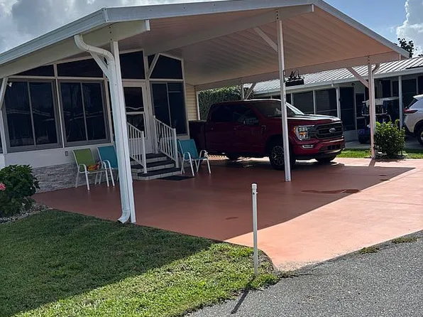 678 Lori Dr, Leesburg, FL 34788