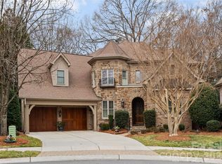 6708 Larrisa Ct, Charlotte, NC 28226