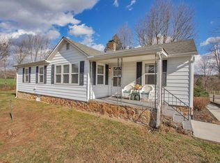 97 Reese Rd, Brasstown, NC 28902