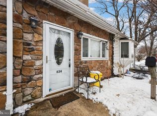 624 E Springfield Rd, Springfield, PA 19064