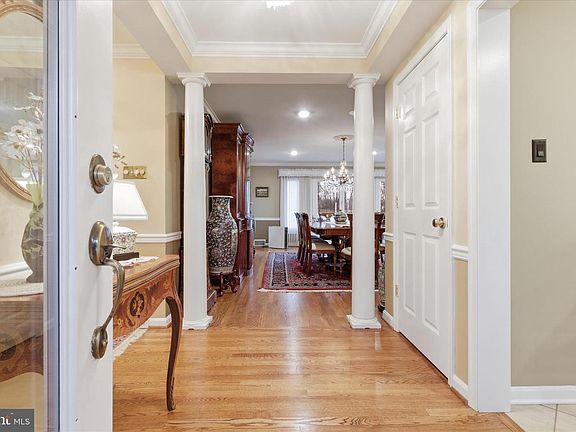 4th image of 12903 Fountain Head Rd