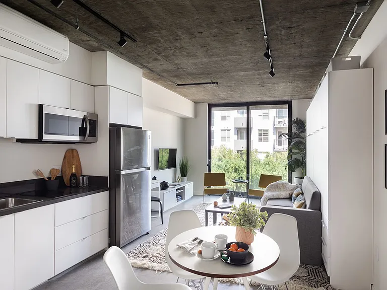 Ezabelle Apartments San Diego — Photo 38