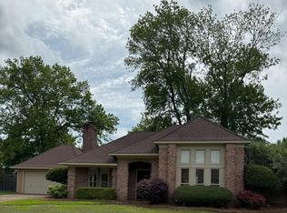 24 Dawnview Dr, Brandon, MS 39042