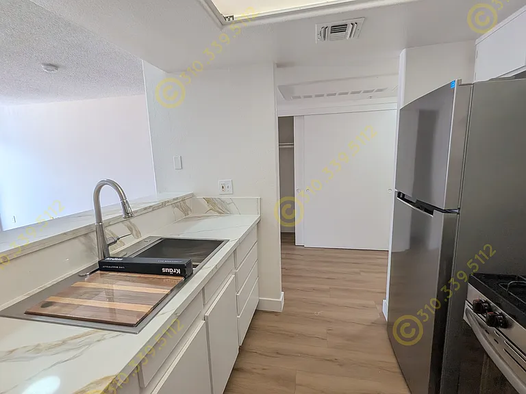 831 Alpine St #203 — Photo 1