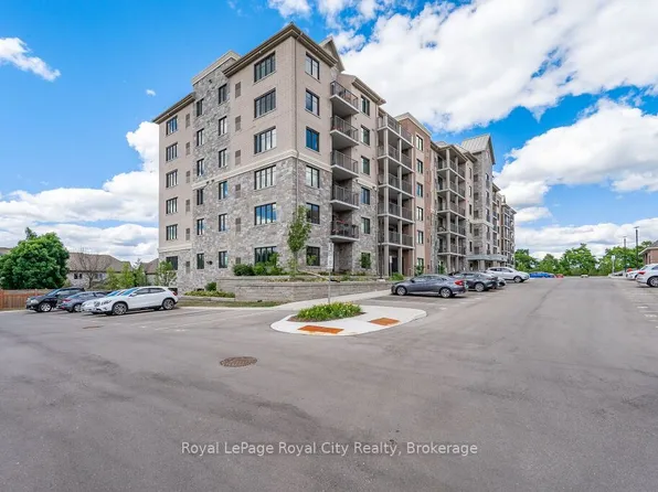 778 Laurelwood Dr #104, Waterloo, ON N2V 0G3