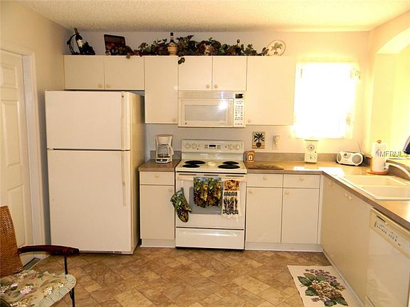 3rd image of 8872 SE 168th Tailfer St