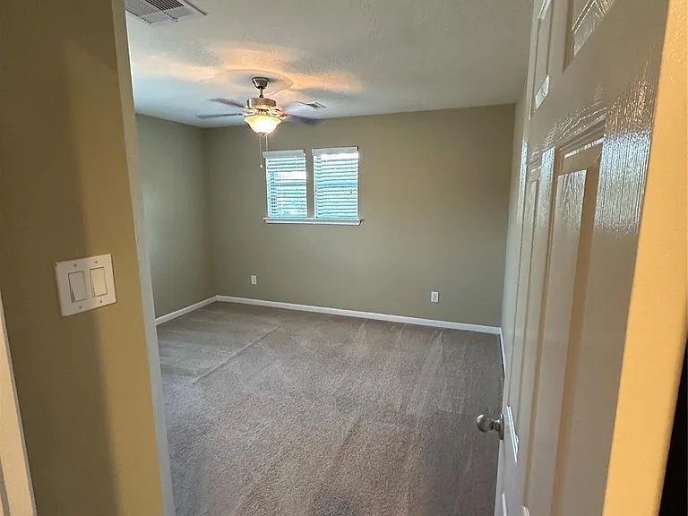 2606 Riverhollow Ln — Photo 23