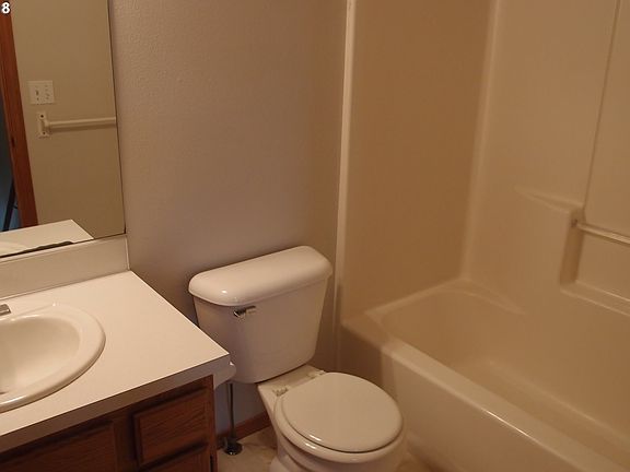 3rd image of 16515 NE 12th St