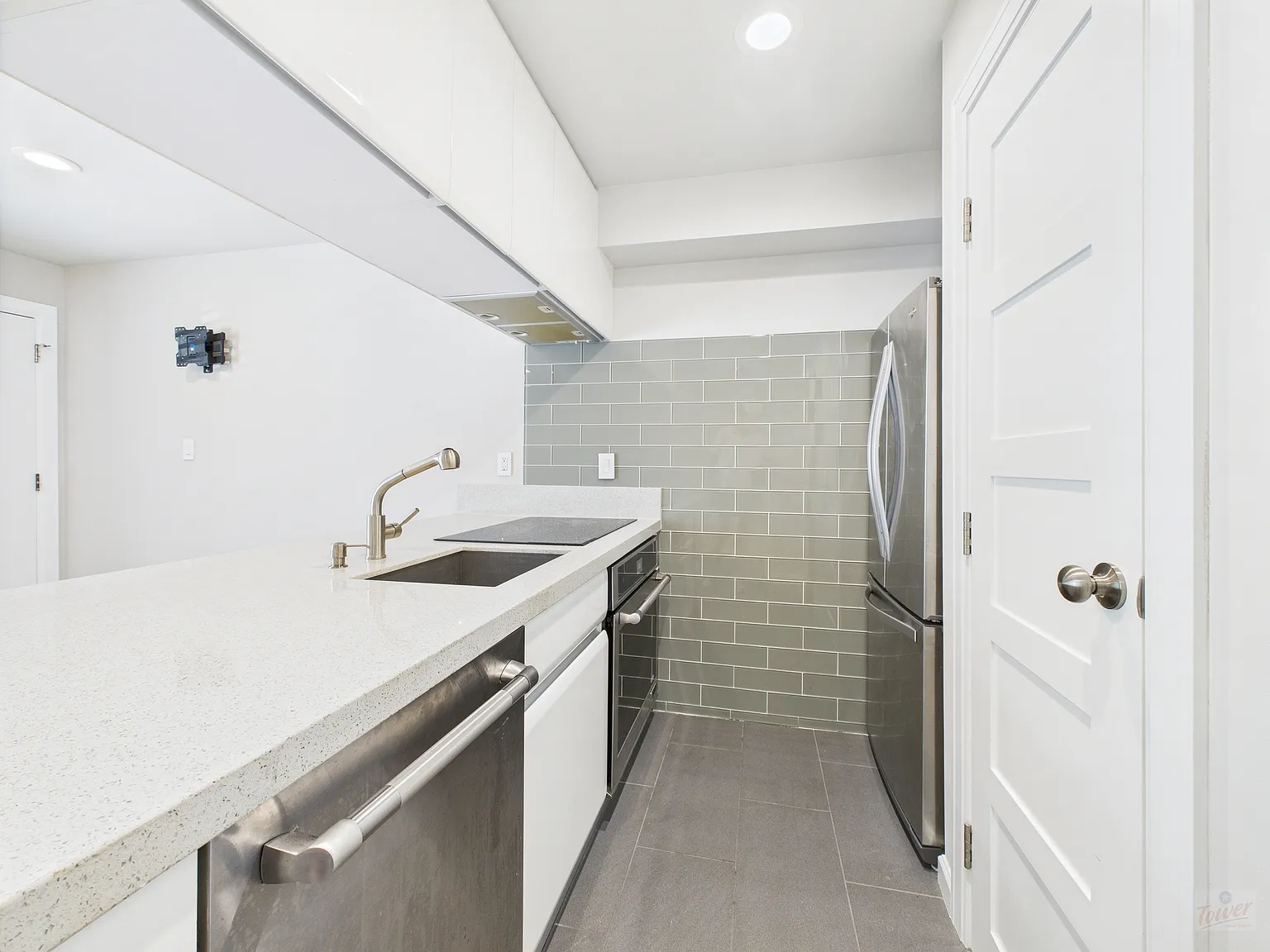 3110 Red River St — Photo 1