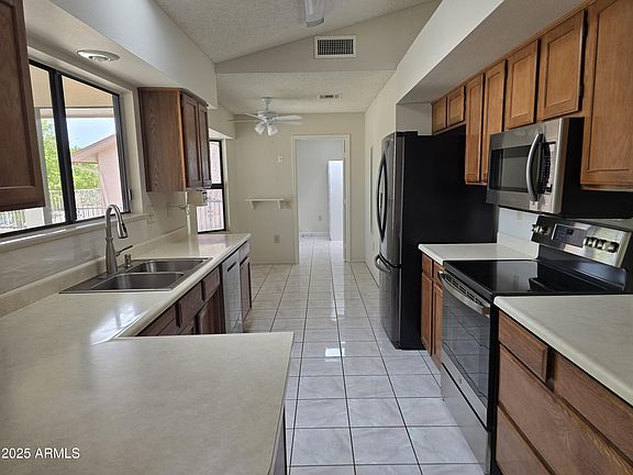 2nd image of 14422 W RAVENSWOOD Drive