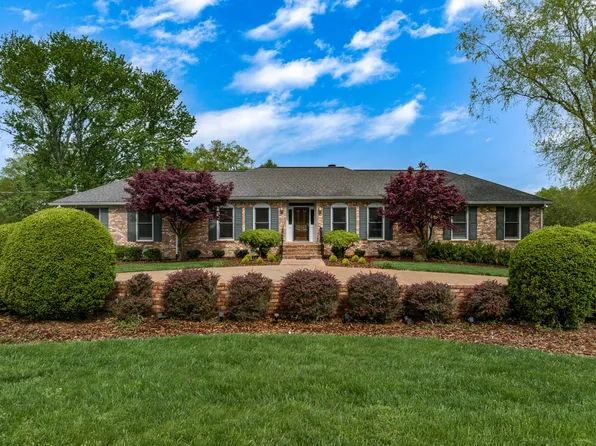 1120 Cross Creek Dr, Franklin, TN 37067