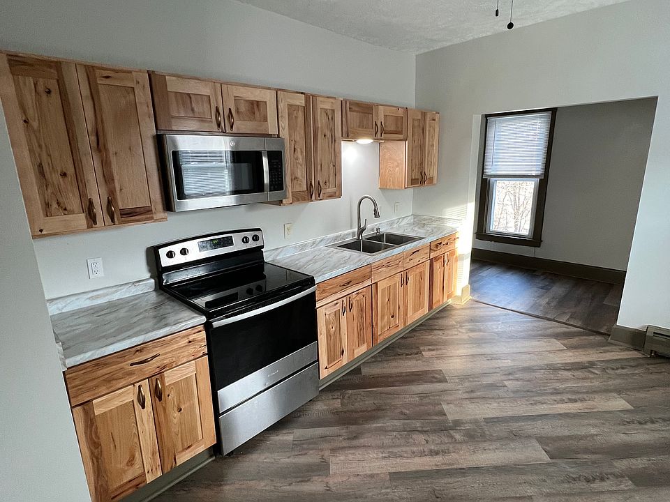 1st image of 206 Hiland Ave