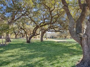 509 N Live Oak St, Round Top, TX 78954