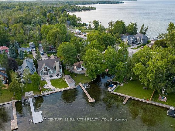 3rd image of 2389 Crystal Beach Rd