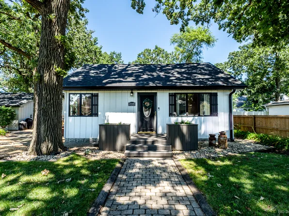 23144 W Oak St, Plainfield, IL 60544