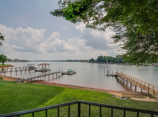 4184 Lake Shore Rd S, Denver, NC 28037