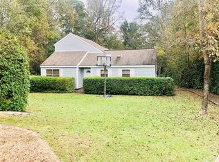 939 W Lakeshore Dr, Carriere, MS 39426