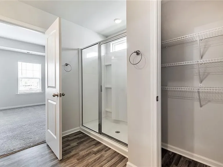 118 Briarwood Dr E — Photo 22