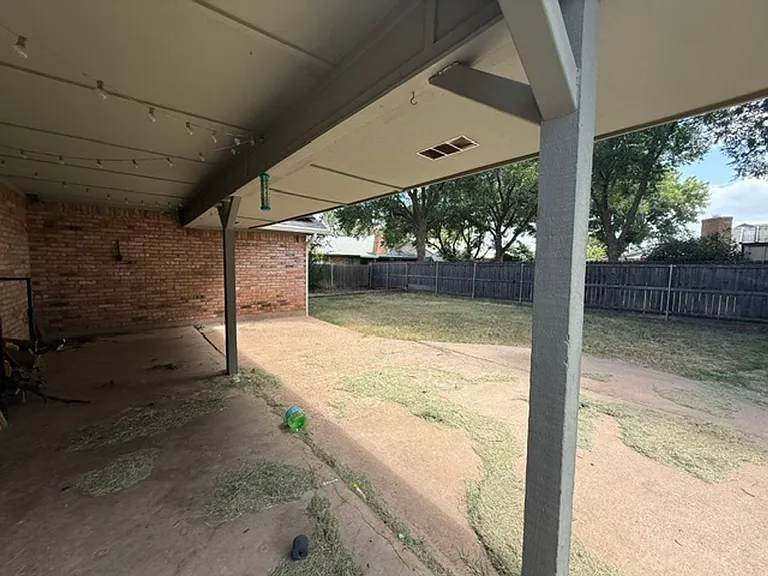 1949 Chimneywood Ct — Photo 16