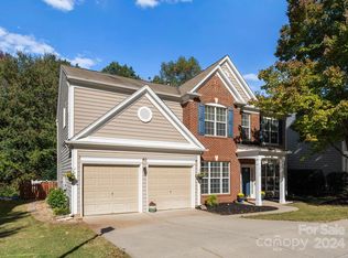 18124 Harbor Mist Rd, Cornelius, NC 28031