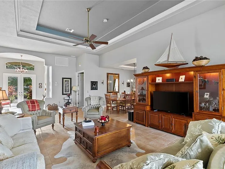 4924 Sedgewood Ln — Photo 20