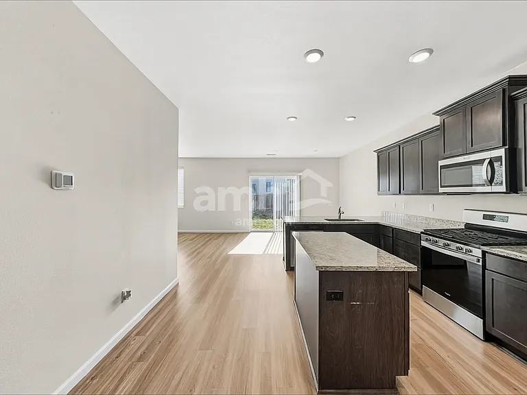 1215 W 17th Ave — Photo 4