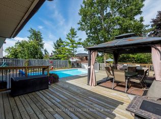 23 Virgilwood Cres, Barrie, ON L4M4X6