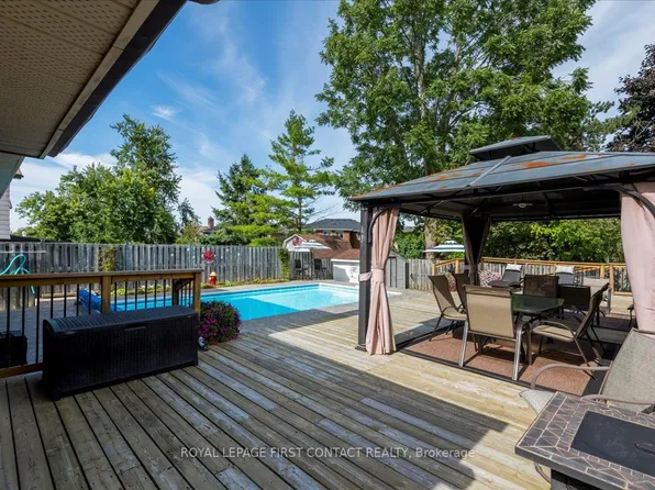 23 Virgilwood Cres, Barrie, ON L4M 4X6