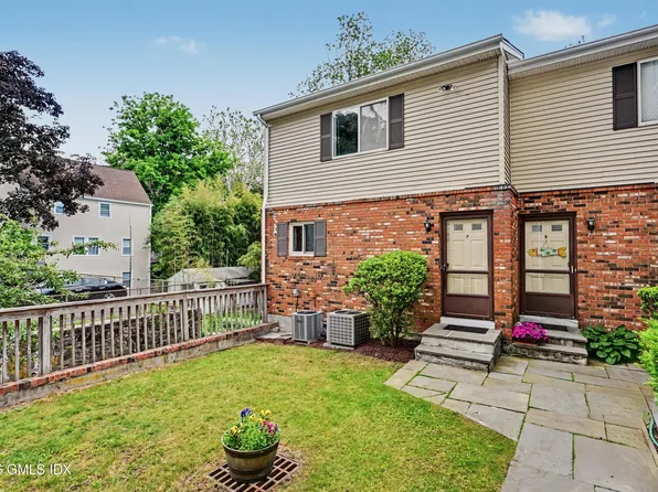 83 Columbus Pl APT A, Stamford, CT 06907