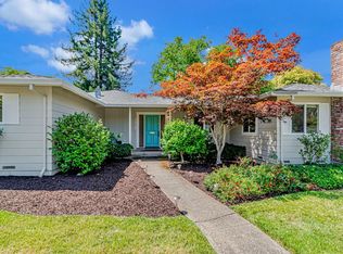 3610 Bonnie Ln, Santa Rosa, CA 95404