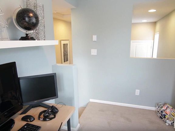 2nd image of 15640 NE 102nd Way APT 101