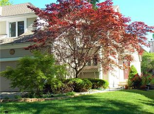 8320 W 120th St, Overland Park, KS 66213