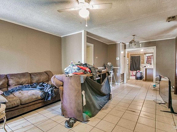 4th image of 3710 Theresa St