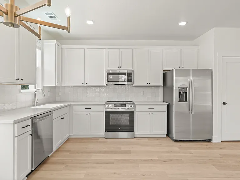 5811 S 31st St #605 — Photo 11