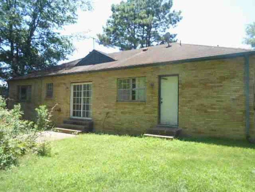2nd image of 4468 Cimmaron Dr