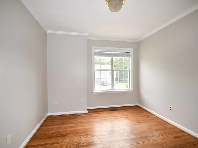 5733 Riley Rd — Photo 11