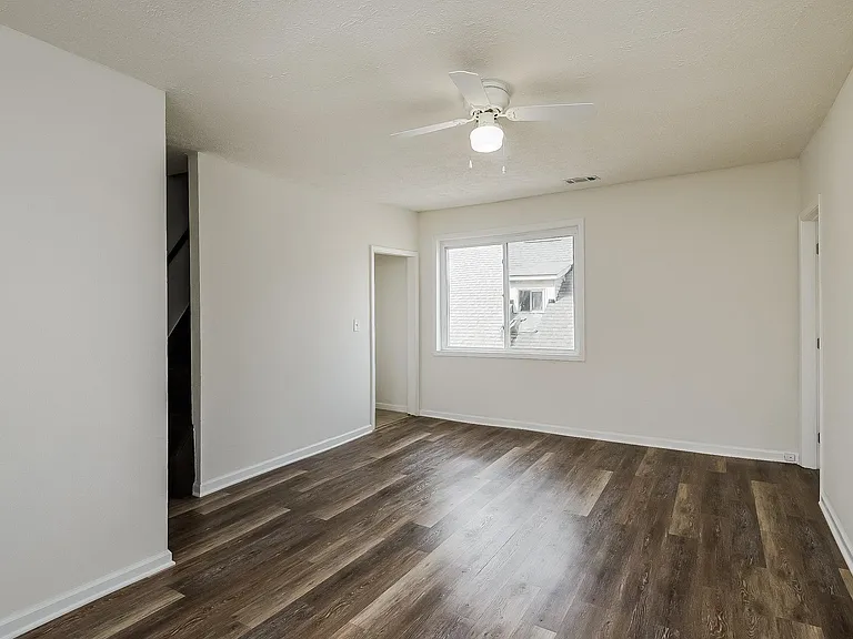 1321 Buhrer Ave #3 — Photo 6