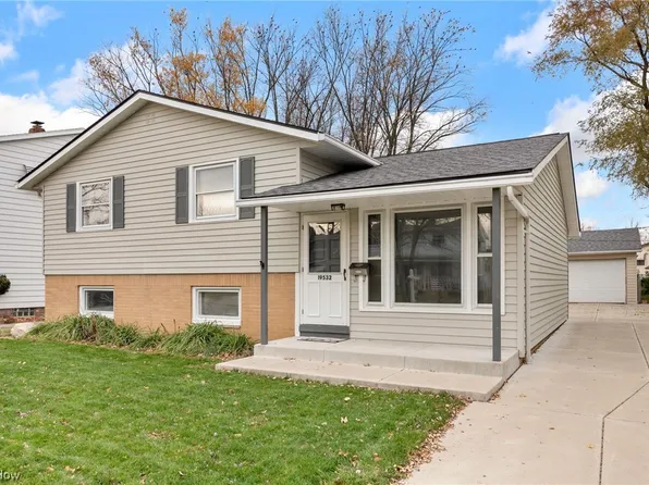 19532 Harsax Ave, Cleveland, OH 44135