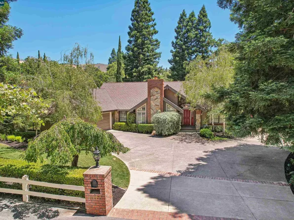 1910 Green Valley Rd, Alamo, CA 94507