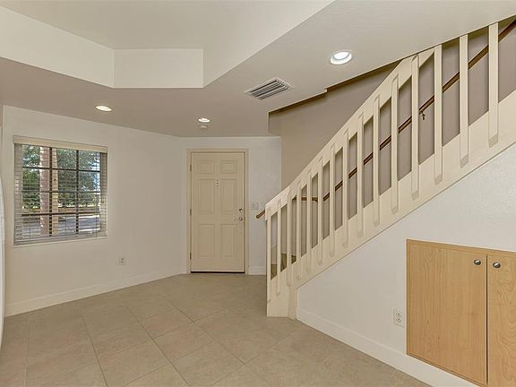4th image of 1246 Rio De Janeiro Ave #510
