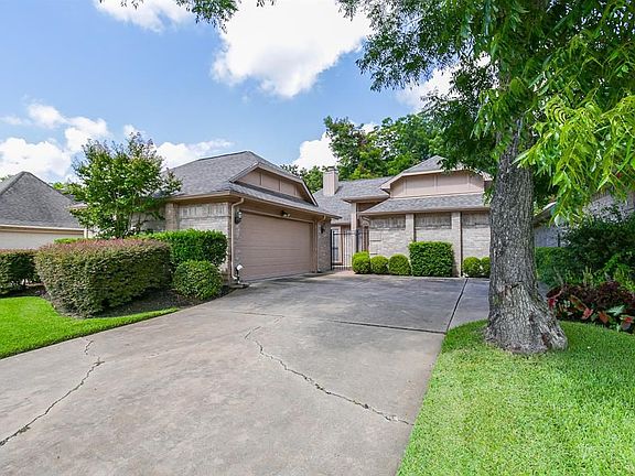 2nd image of 1919 Mayweather Ln