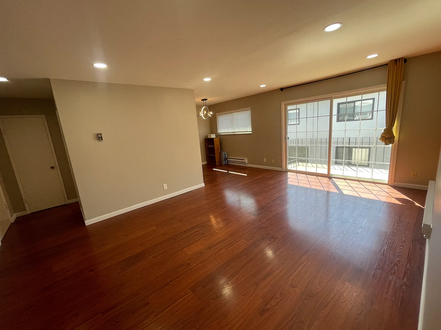 1 bed, 750 sqft, $3,195 — Photo 4