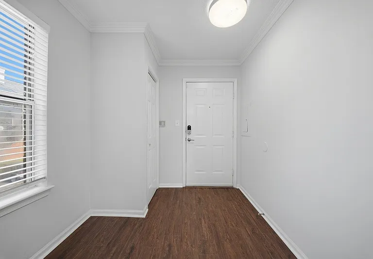 205 Westover Ave #1-203 — Photo 8