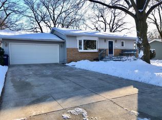 801 Ithaca Ave, Spirit Lake, IA 51360