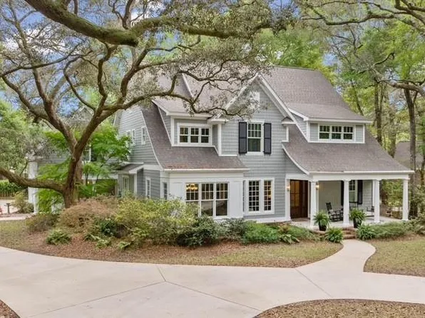 6100 Oakwood Ln, Fairhope, AL 36532