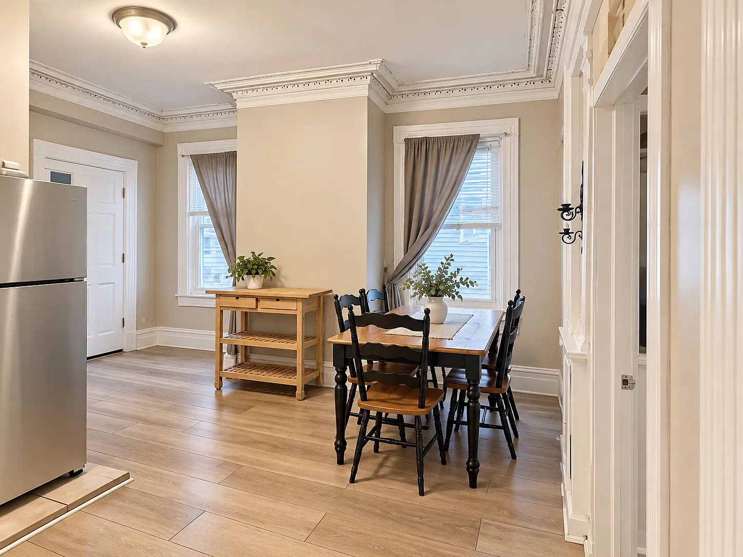 1 bed, 900 sqft, $1,775 — Photo 3