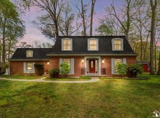 1950 Brookwood Ln, Temperance, MI 48182