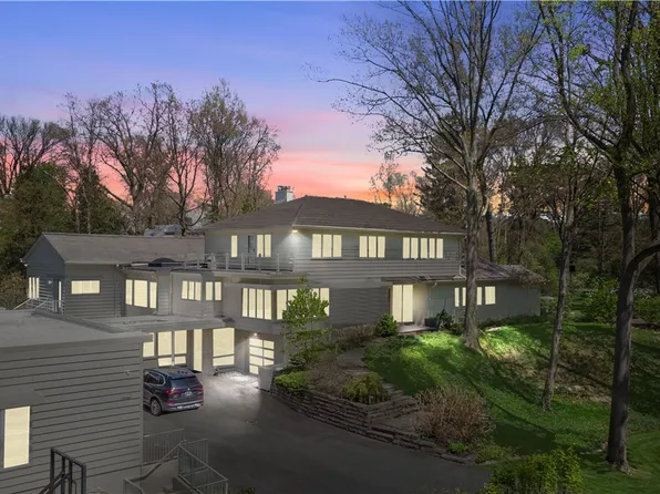 19103 N Park Blvd, Shaker Heights, OH 44122