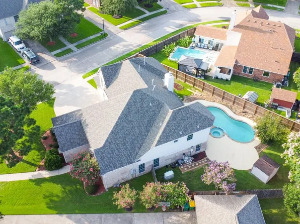 2621 Drift Wood Ln, Seabrook, TX 77586