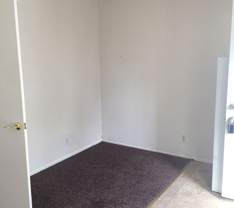 2nd image of 2465 Fairmount Ave APT 6